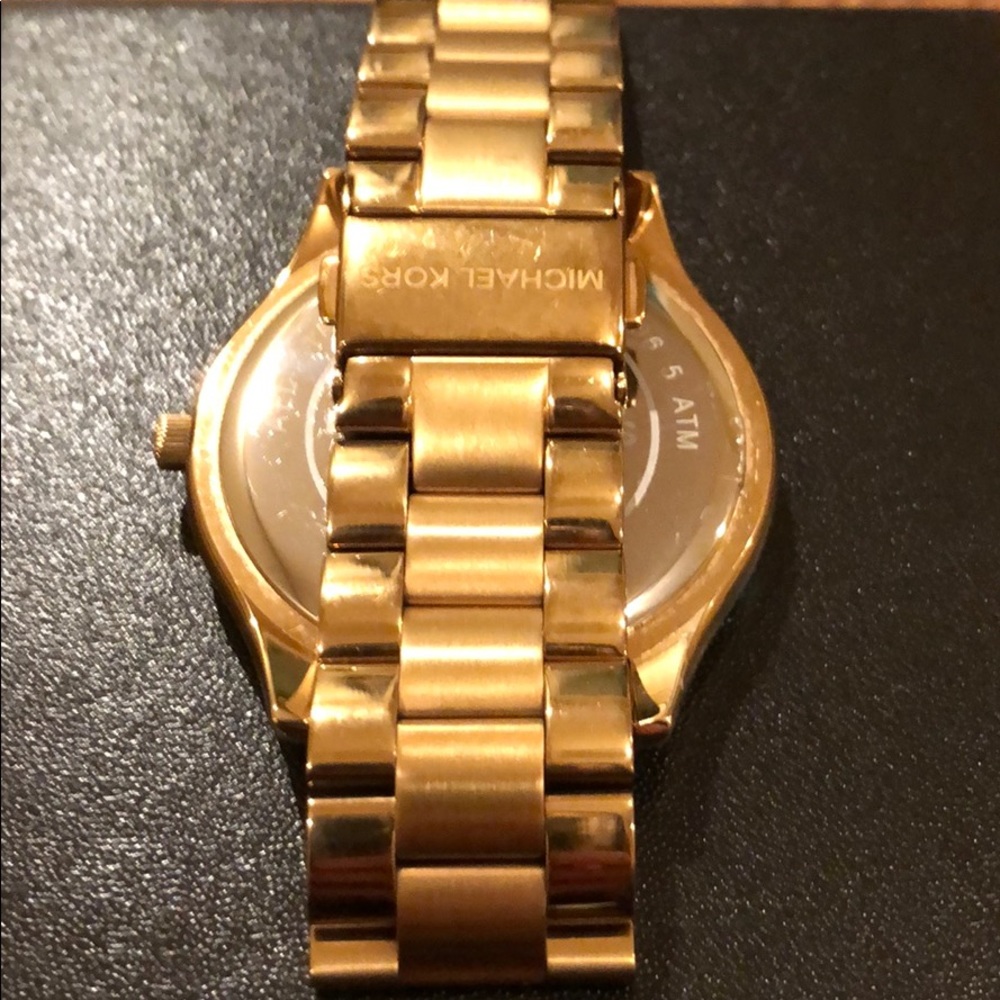 Michael Kors Watch - Picture 5 of 13